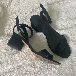 EXPRESS Black Mini Heel Sandal